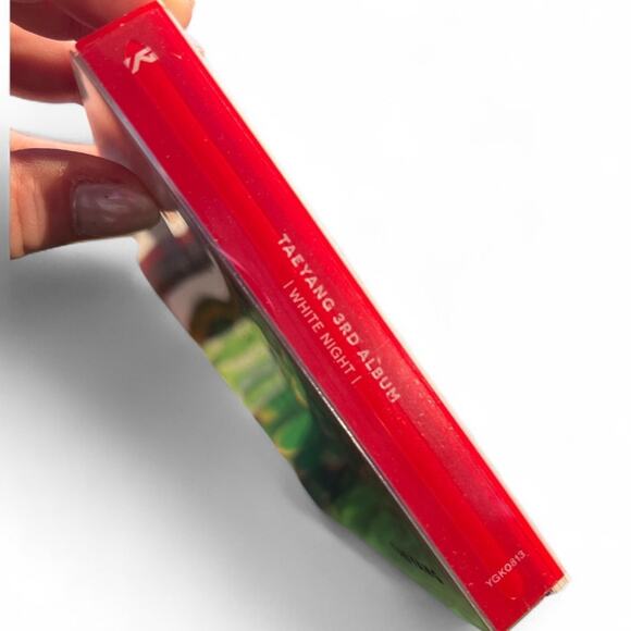 Taeyang LE White Night 3rd Album CD Photo Book Card 2017 KPOP BigBang Collector - Picture 2 of 7